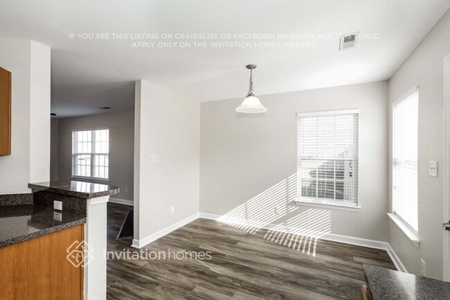 Building Photo - 104 Glencroft Dr