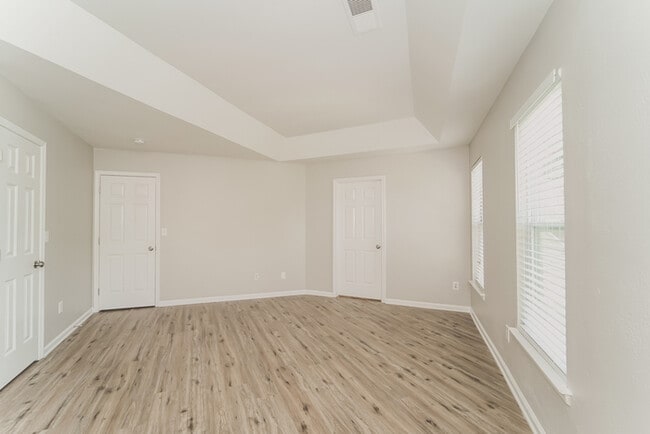 Building Photo - 8114 Bald Ridge Dr