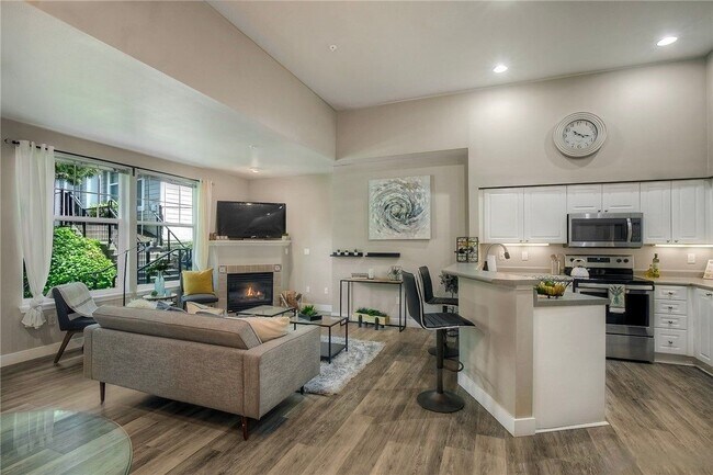 Building Photo - 16125 Juanita Woodinville Way NE Unit 1504