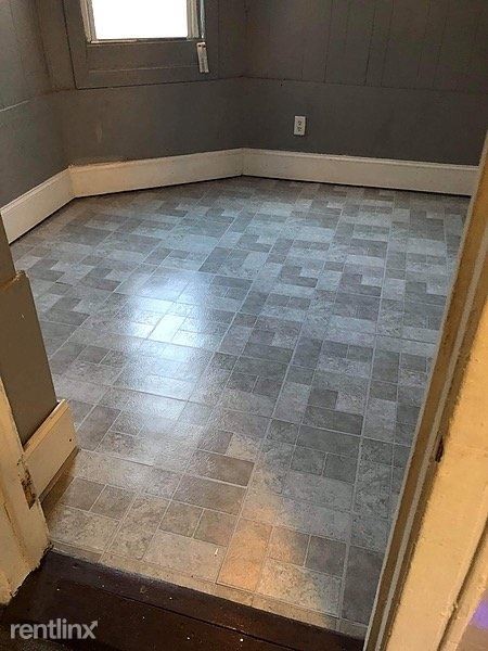 Foto del edificio - 2 br, 1 bath Apartment - 4851 McCook Avenue 2