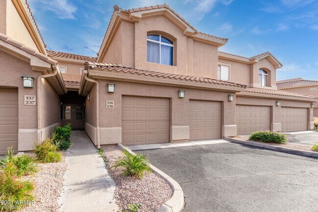 Building Photo - 6535 E Superstition Springs Blvd