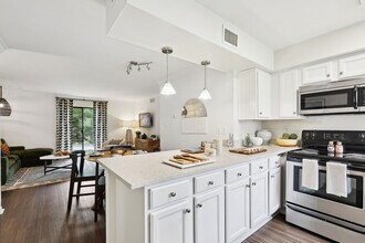 Building Photo - Cobalt Ridge