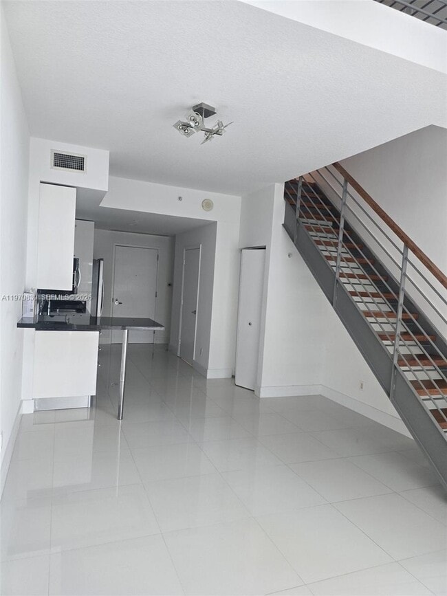 Building Photo - 60 SW 13th St