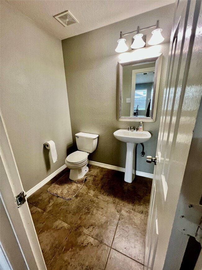 Foto del edificio - 9610 Serenata Ct