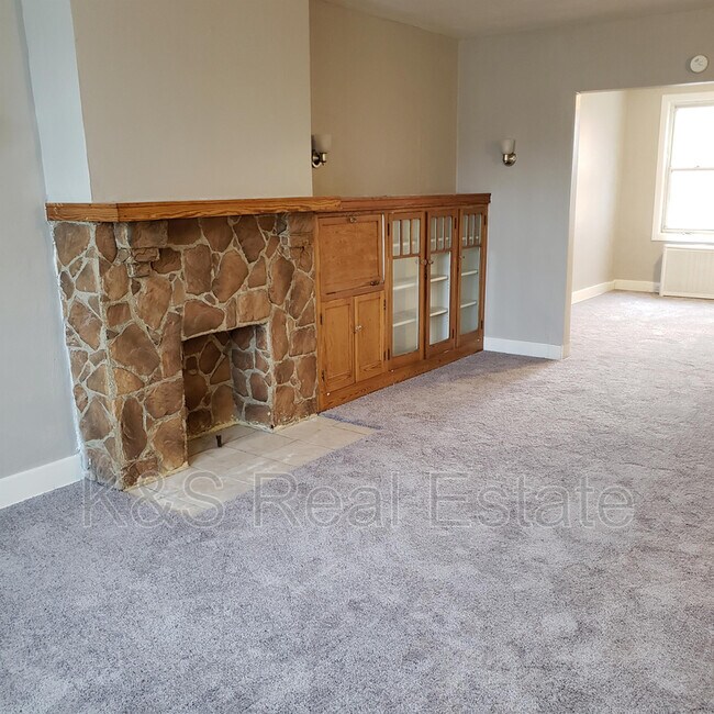 Foto del edificio - 618 Bluff St