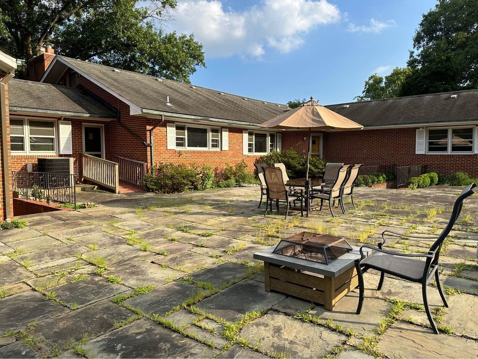 Primary Photo - Room Rental at Single Family House