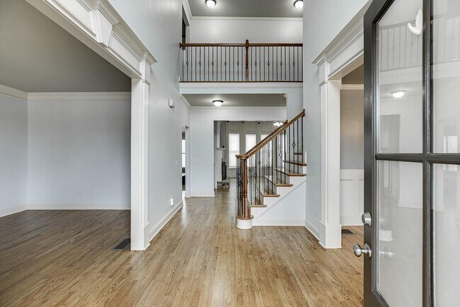 Building Photo - 4537 Grandview Pkwy