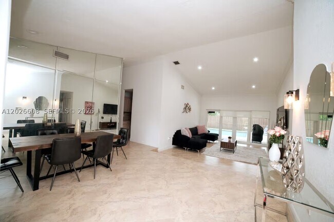 Foto del edificio - 11931 SW 132nd Ct
