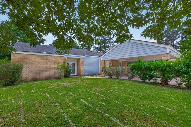 Building Photo - 12079 Maverick Dr