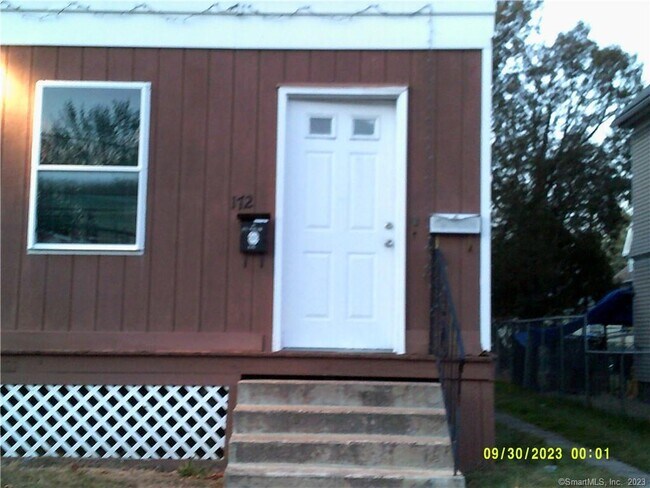 Building Photo - 172 Barker St