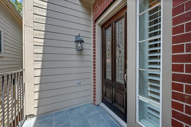 Foto del edificio - 1512 W Clay St