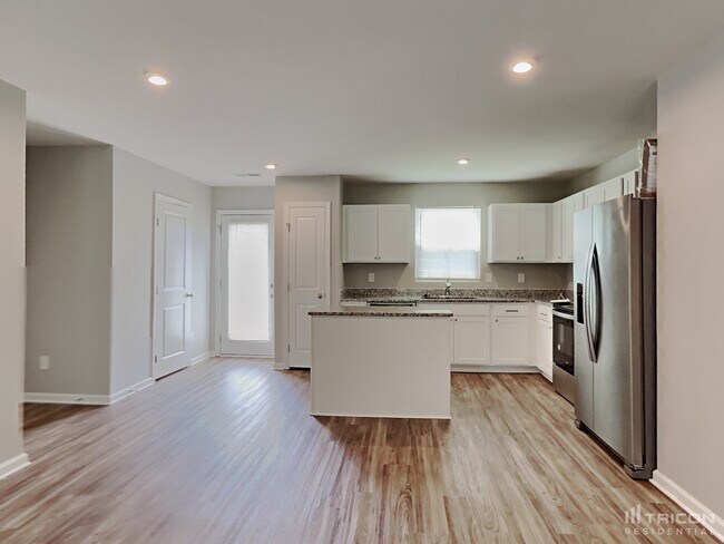 Building Photo - 950 Sequoia Dr