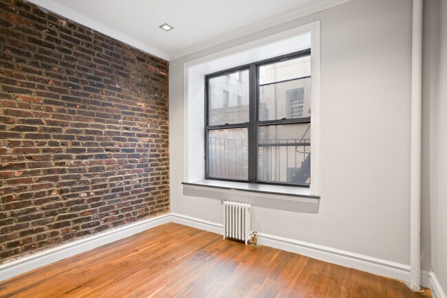 Foto del edificio - 432 E 13th St