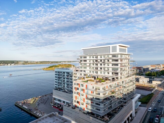 Building Photo - Cunard Residences