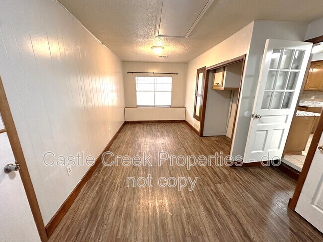 Building Photo - 5305 Brookdale Dr