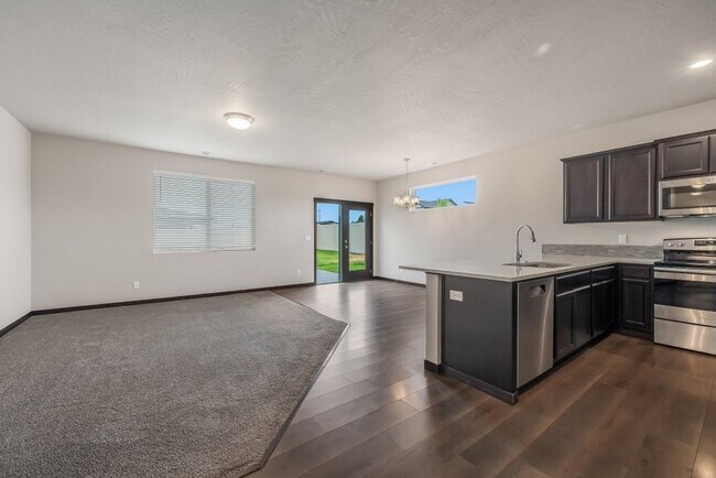 Foto del edificio - Woodbridge South Neighborhood 3/2