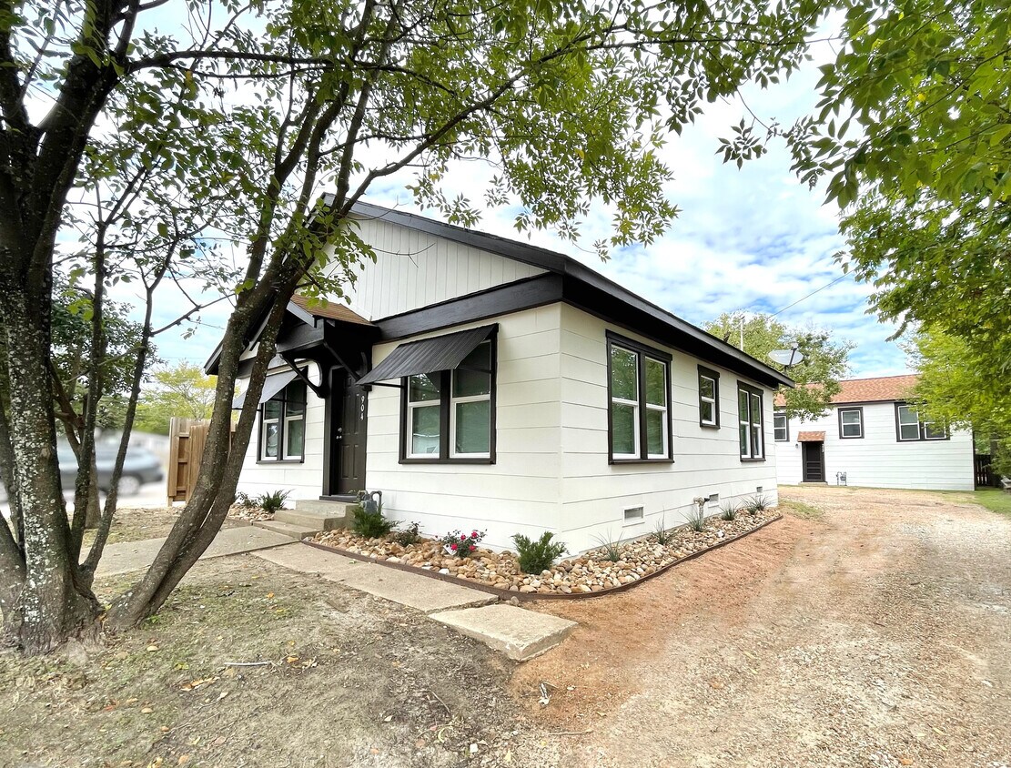 904 E 29th St, Bryan, TX 77803 House for Rent in Bryan, TX