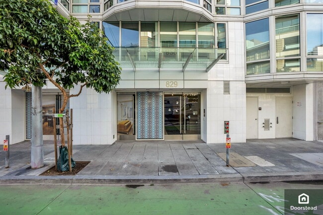 Building Photo - 829 Folsom St