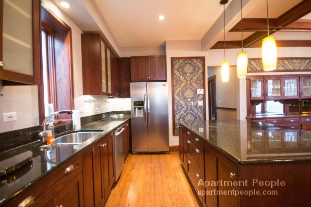 Foto principal - 5630 N Winthrop Ave