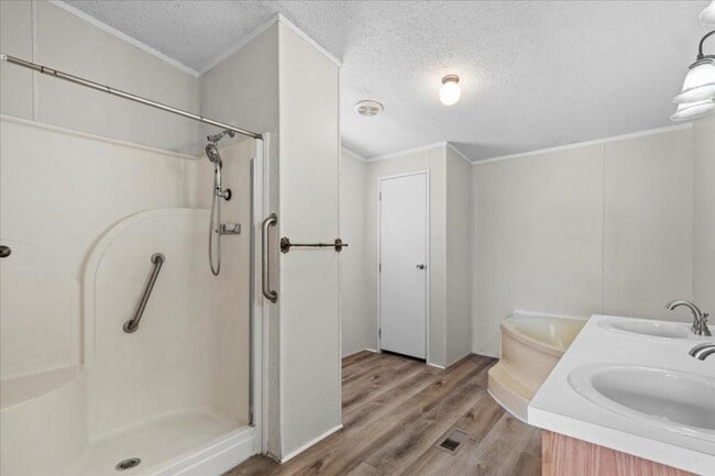 Foto del edificio - 4339 Stagecoach Rd