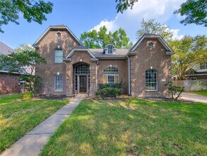 Building Photo - 31406 Capella Cir