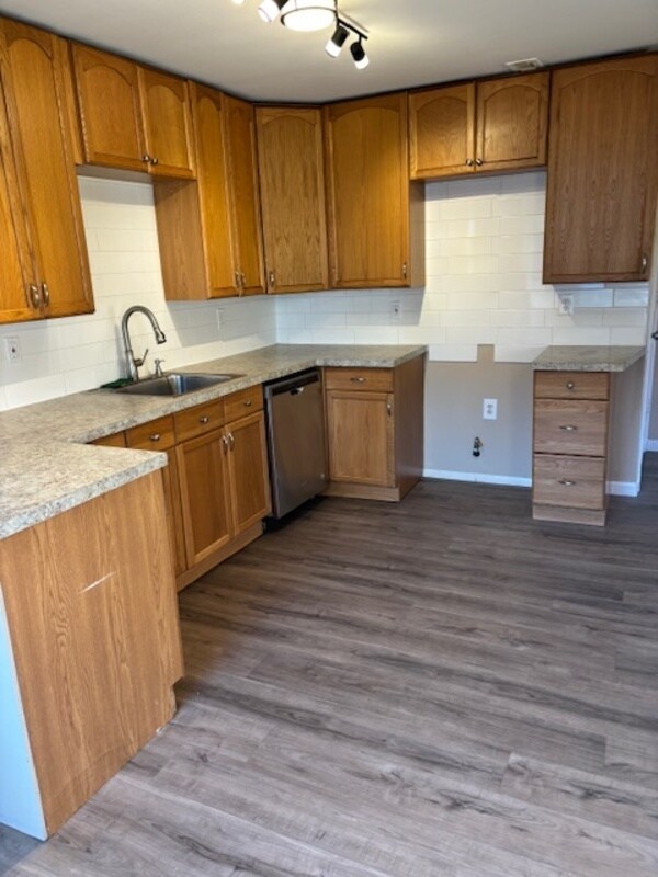 Foto del edificio - 35807 Schley Ave