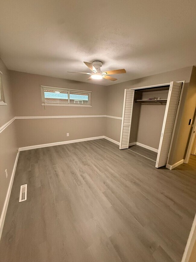 Foto del edificio - 4320 Harbison St