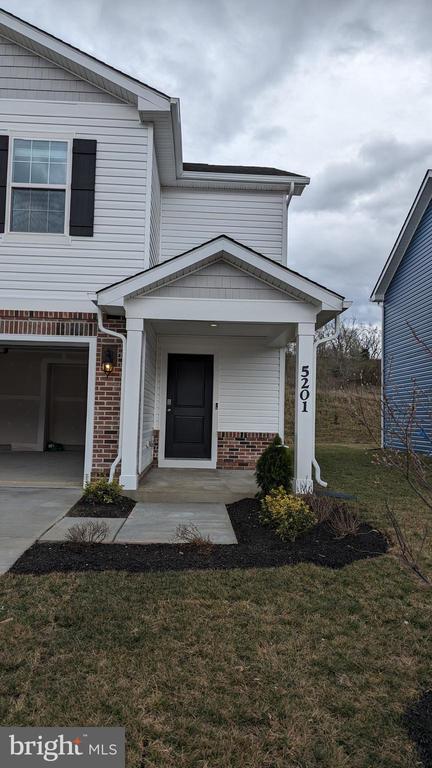 Foto del edificio - 5201 Crooked Ln