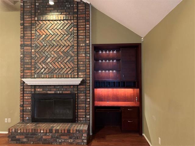 Building Photo - 245 Tanbark Cir