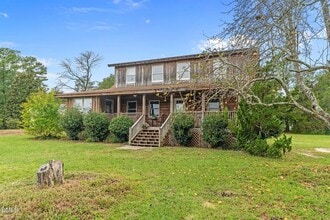 Building Photo - 65 Birdhouse Ln