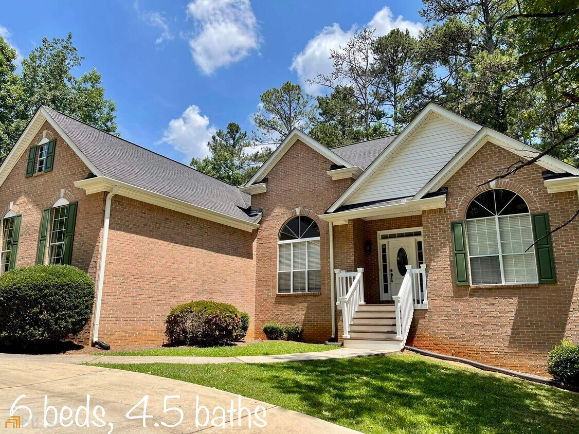 Foto principal - 105 Frontier Rd