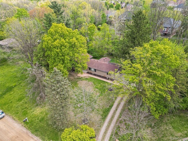 Foto del edificio - 7580 Thornwood St