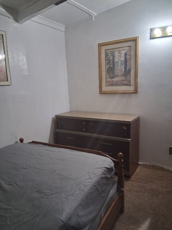 Foto del edificio - 5730 Jackson Ave