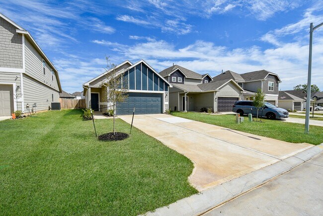 Foto del edificio - 14042 Chinook Dr