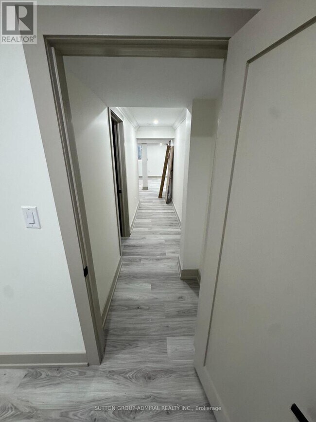 Building Photo - 29 Wendelyn Dr