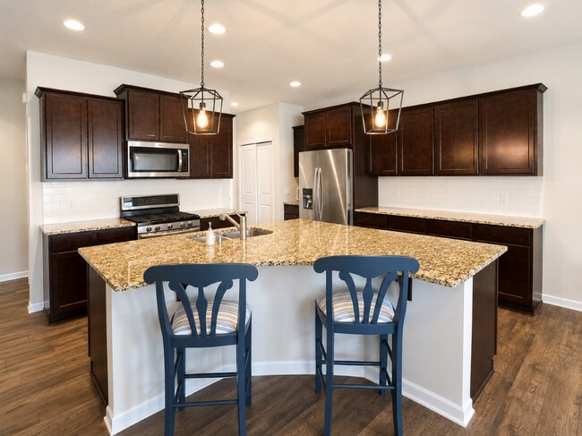 Foto del edificio - 721 Wildflower Ln
