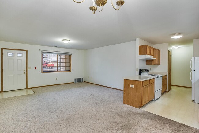 Building Photo - 7202 98th Ave