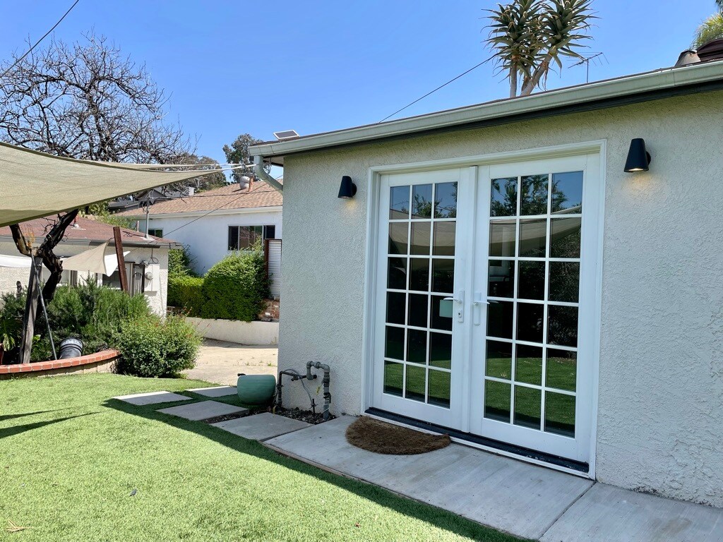 Foto principal - 4562 Jade St