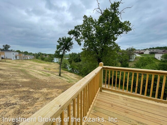 Building Photo - 4 br, 2.5 bath House - 345 Sunrise Cove