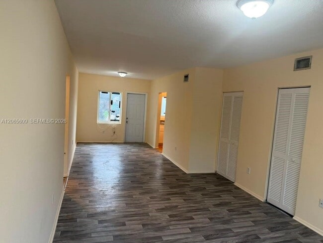 Building Photo - 8453 NW 5th Ave