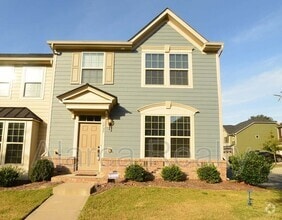 Building Photo - 1737 Evergreen Dr