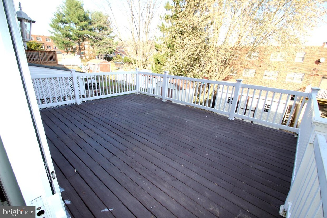 12834 Medford Rd, Philadelphia, PA 19154 Townhome Rentals in