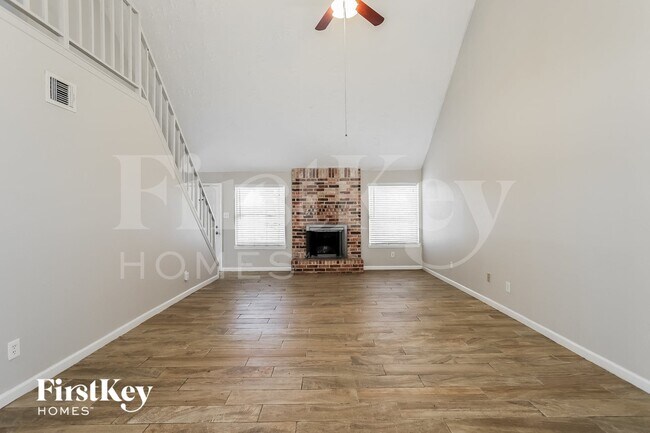 Foto del edificio - 20239 Misty Pines Dr