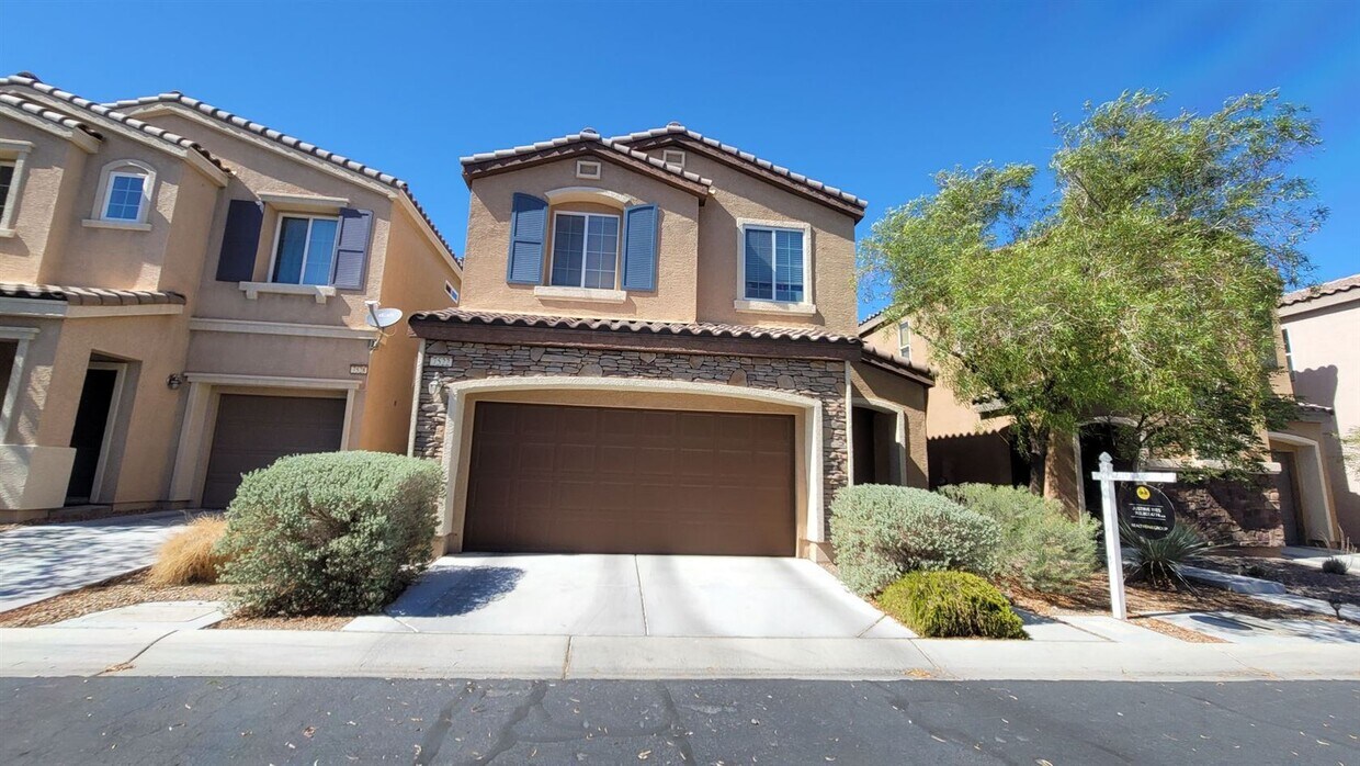 Foto principal - 3 br, 2.5 bath House - 7522 Perla Del Mar Ave