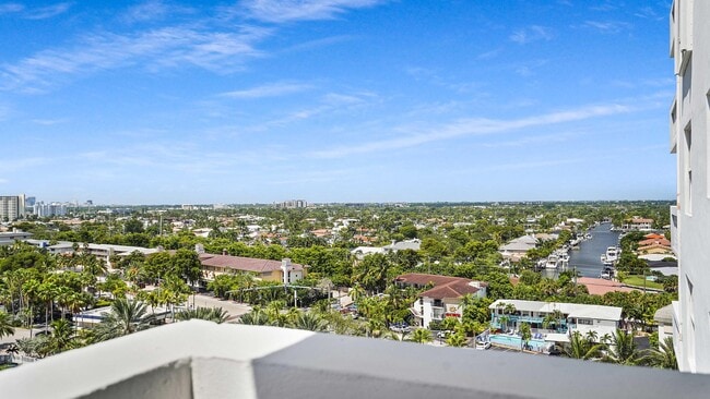 Building Photo - 4250 Galt Ocean Dr