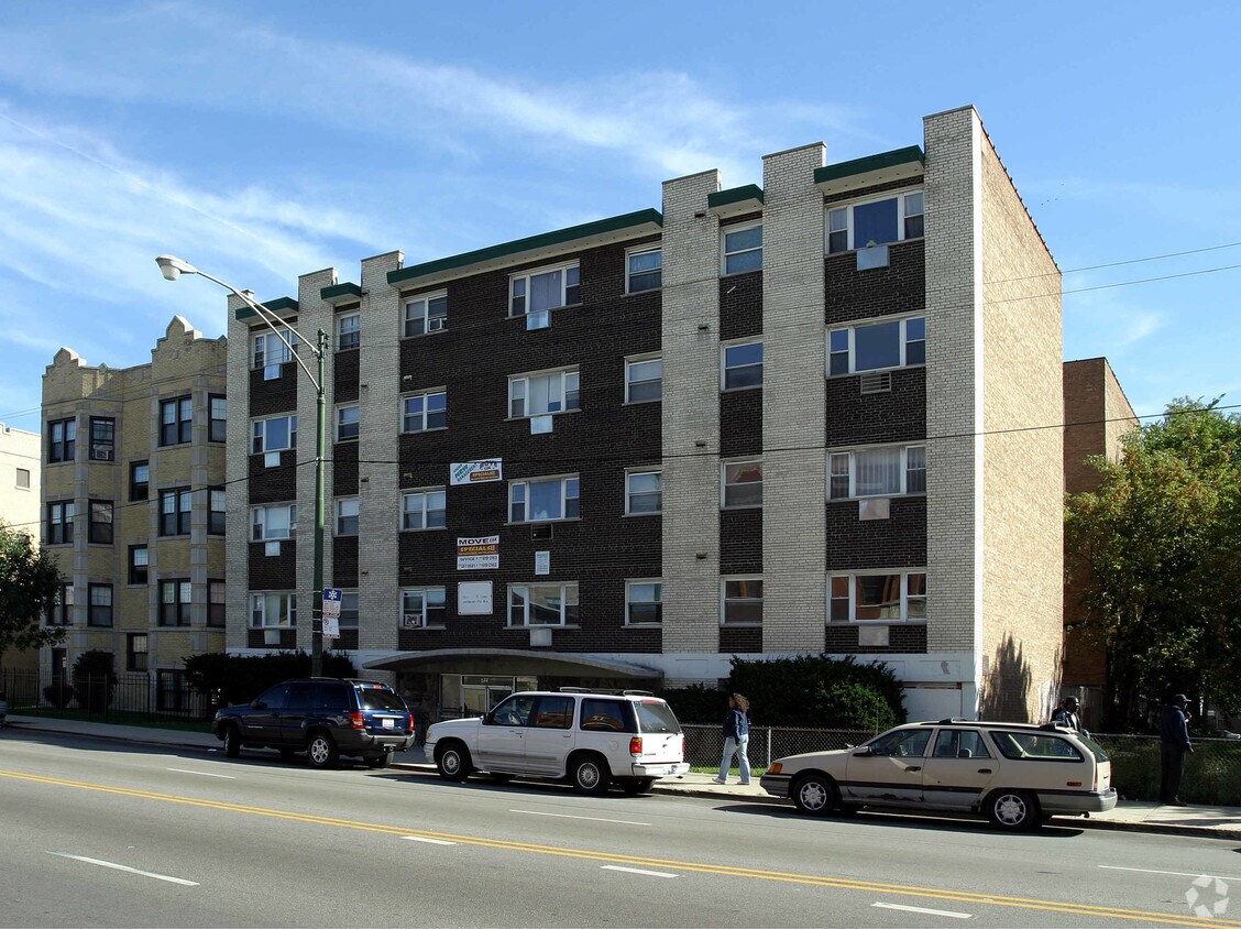 Primary Photo - 123 N Central Ave