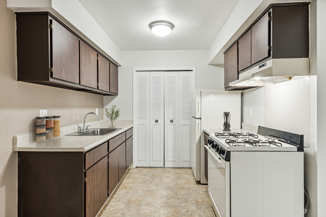 Cocina - Pointe West Apartments