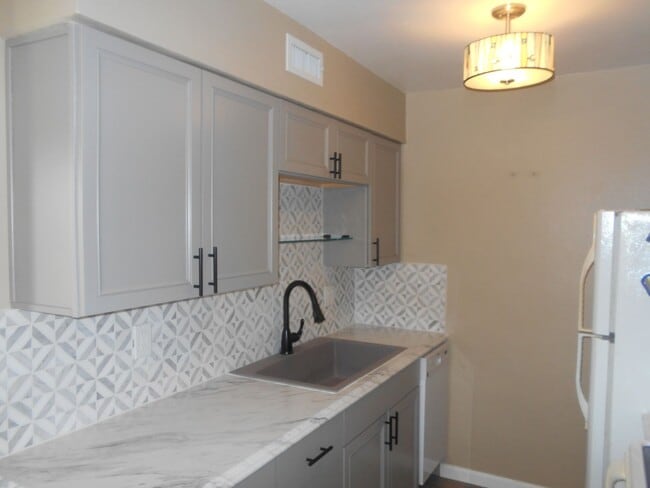 Photo - 5771 Peregrine Ave House