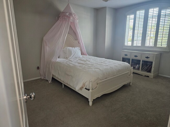 Building Photo - 42962 Cala Rosso