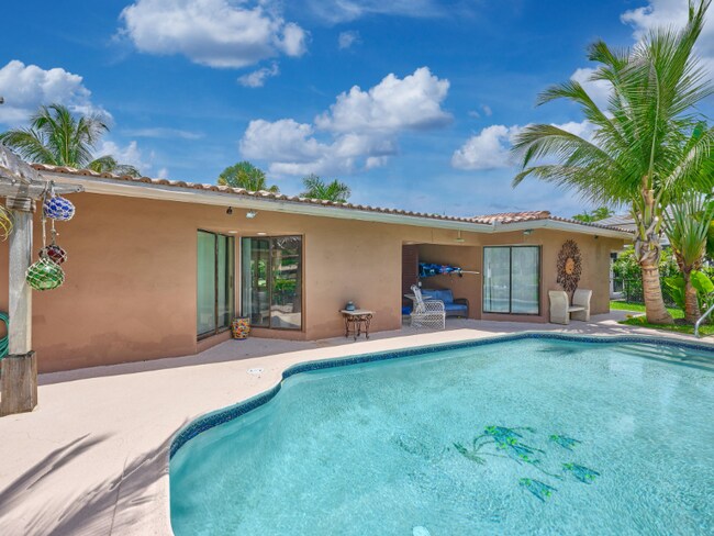 Foto del edificio - 2810 NE 48th Ct